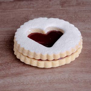 Delicia de Galleta con Mermelada de Frambuesa