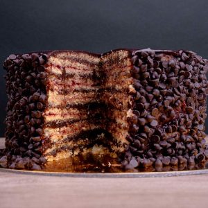 Torta de Panqueque Rellena de Chocolate